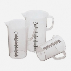 CARAFFA GRADUATA DIAM 12,5 CM/ H 14,5 CM/ LT 1 IN POLIPROPILENE