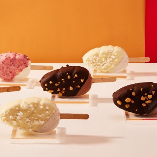 *COPERTURA FONDENTE CON POP CORN CARAMELLATO DA KG 3 (PC831)